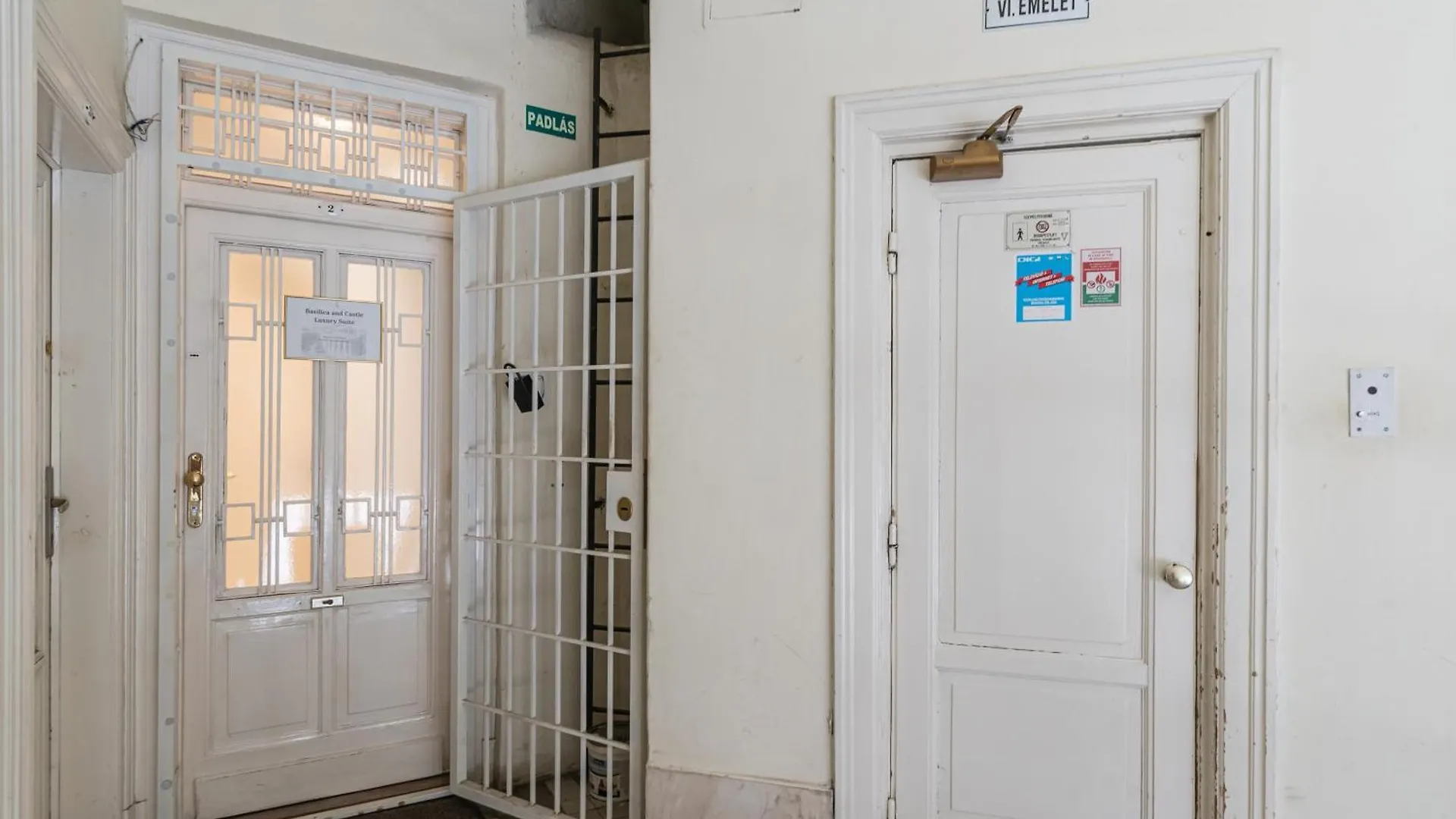 Basilica And Castle View Luxury Suite, Free Parking Reservation Needed Budapest 0*,  Hungary